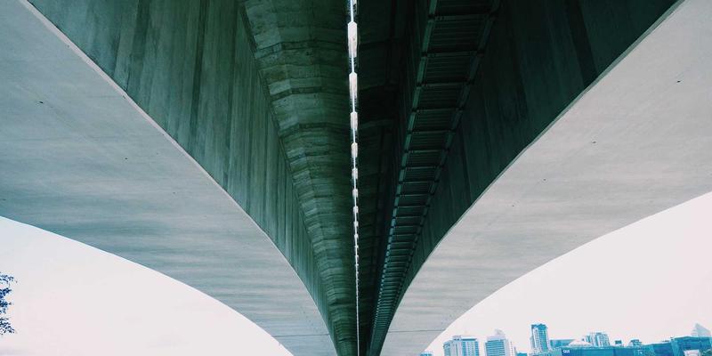 金东企业战略规划：数据驱动下的产品迭代与用户体验优化之道